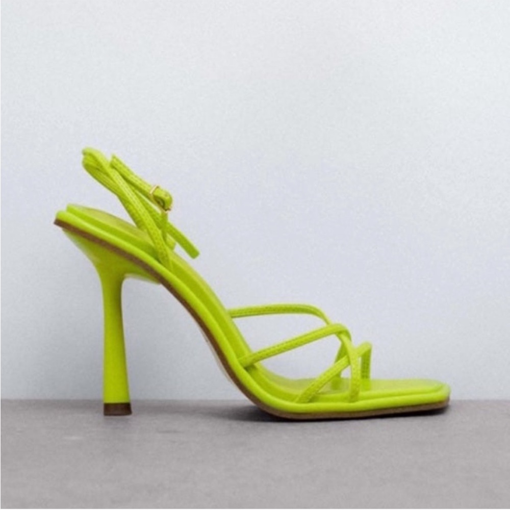 ZARA Neon Green Ankle Tie Heeled Sandals (38)